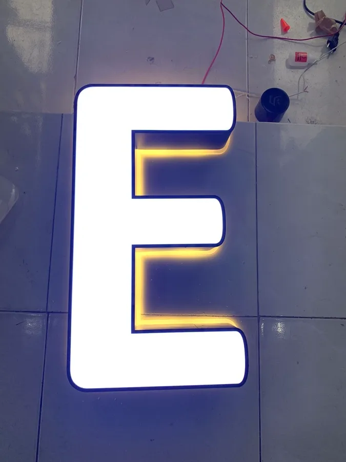 Chữ Mica Cắt Laser CNC Đa Dạng Màu Sắc Các loại chữ mica phổ biến tại Quảng Cáo 24h