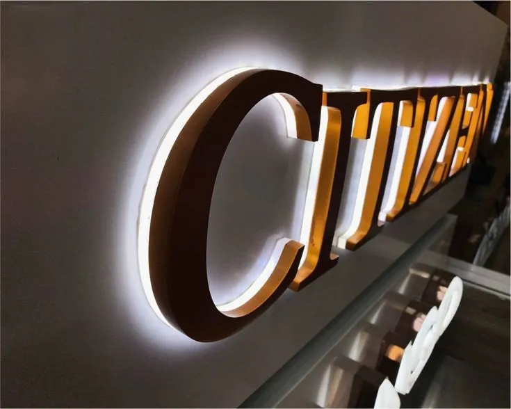 Chữ Inox Hắt Sáng Chân Hiệu Ứng Dạ Đèn LED Chữ inox hắt sáng chân