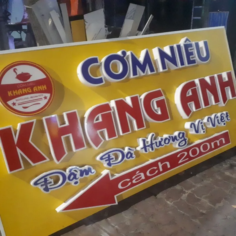 Chữ Nổi Mica Gắn Đèn LED Âm Sáng Mặt Chữ nổi mica đèn led